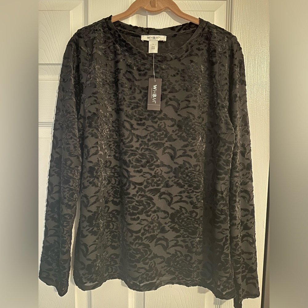 Women’s sheer pattern top